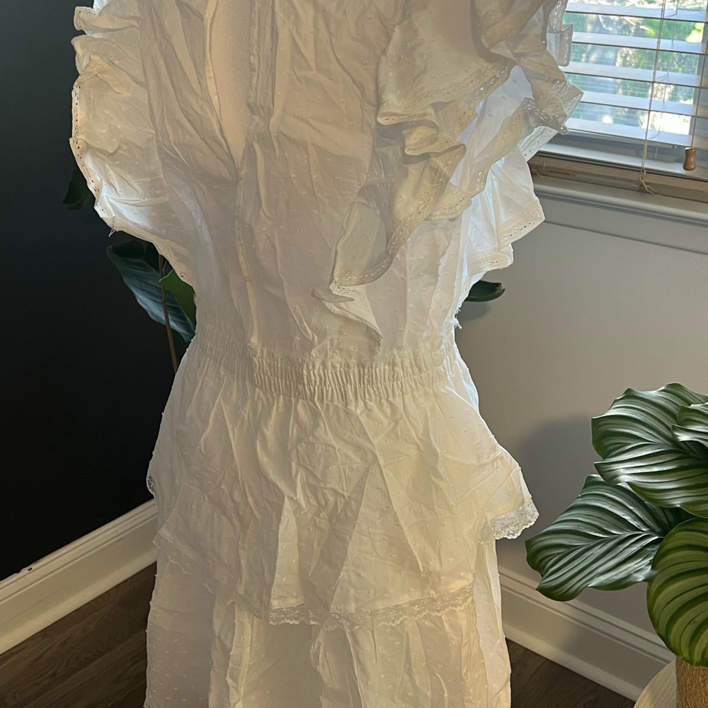 Elegant White Ruffle Dress
